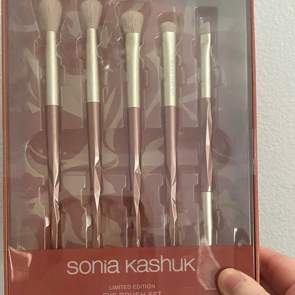 Sonia Kashuk elevate your